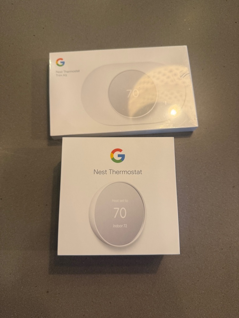 Google Nest Thermostat - White and Multicolor Logo
